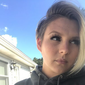 Meet your Posher, Jacqueline